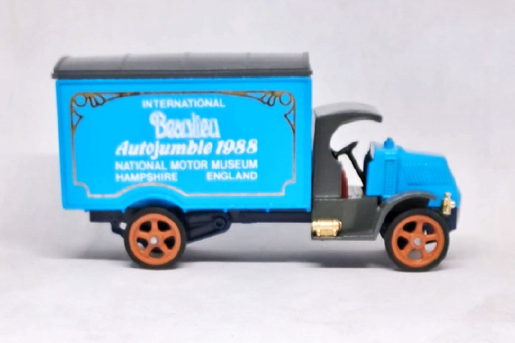 Autojumble 1988; 1920 Mack Truck AC